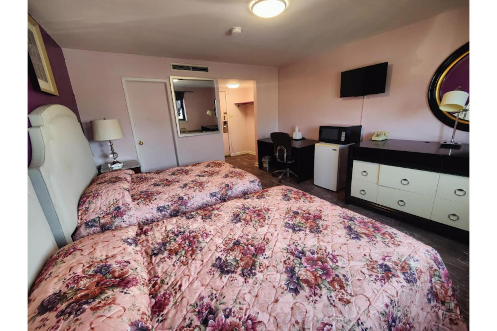 Oyo Hotel Edgebrook Chicago North Shore מראה חיצוני תמונה
