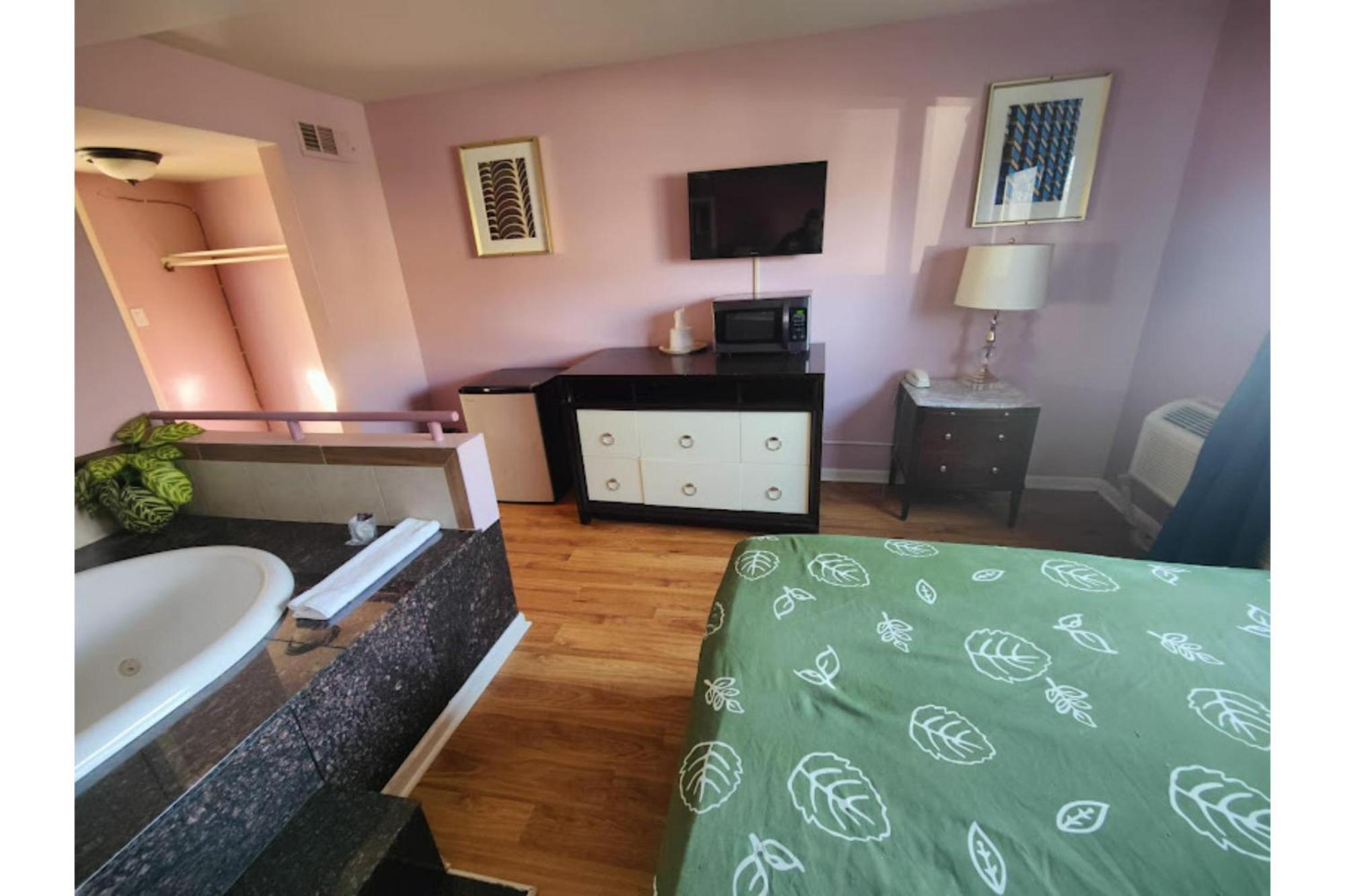 Oyo Hotel Edgebrook Chicago North Shore מראה חיצוני תמונה